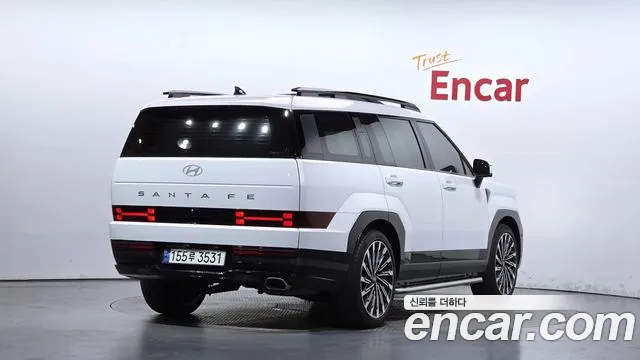 Hyundai Santa Fe 2023 thumb 2