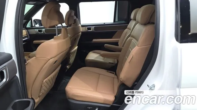 Hyundai Santa Fe 2023 thumb 12