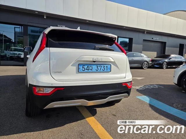 Kia Niro 2022 thumb 2