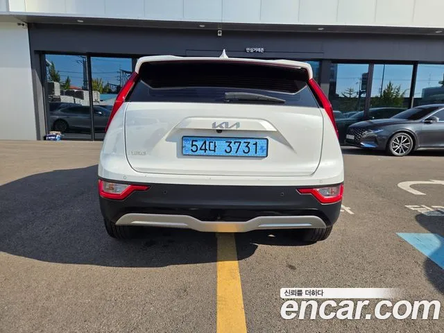 Kia Niro 2022 thumb 4
