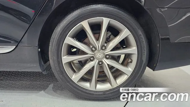 Hyundai Grandeur 2014 thumb 5