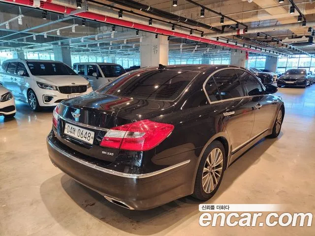 Hyundai Genesis 2012 thumb 6