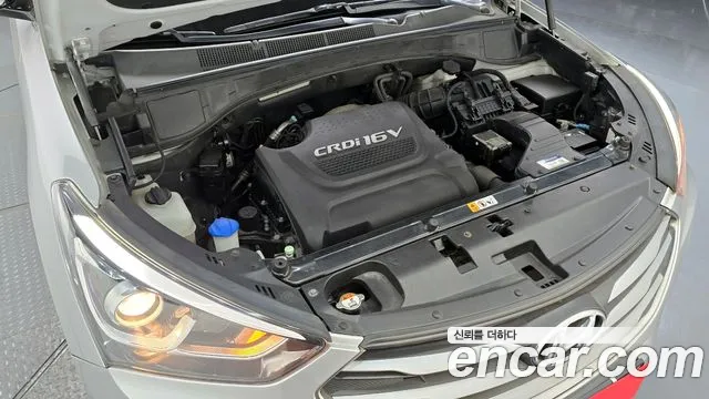 Hyundai Santa Fe 2016 thumb 6