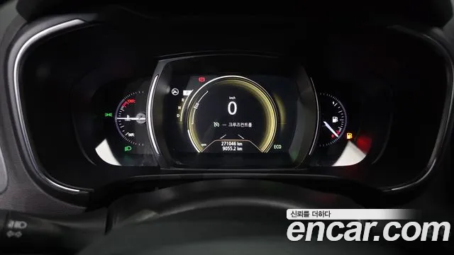 Renault-KoreaSamsung Koleos 2017 thumb 8