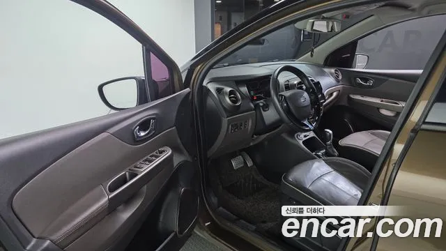 Renault-KoreaSamsung Captur 2016 thumb 10