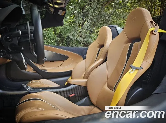 Mclaren 570S 2019 thumb 10