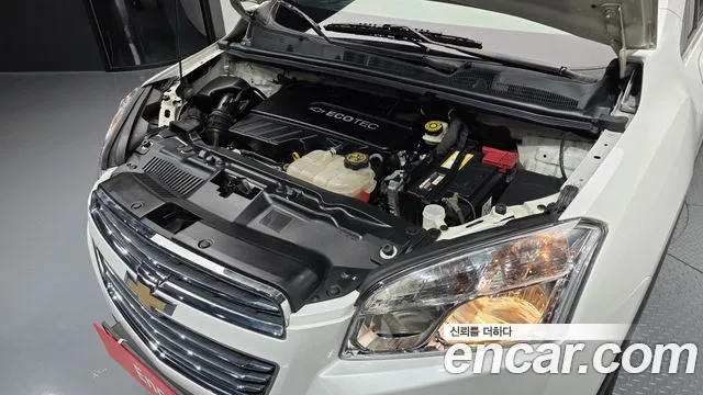 ChevroletGMDaewoo Tracker 2015 thumb 6