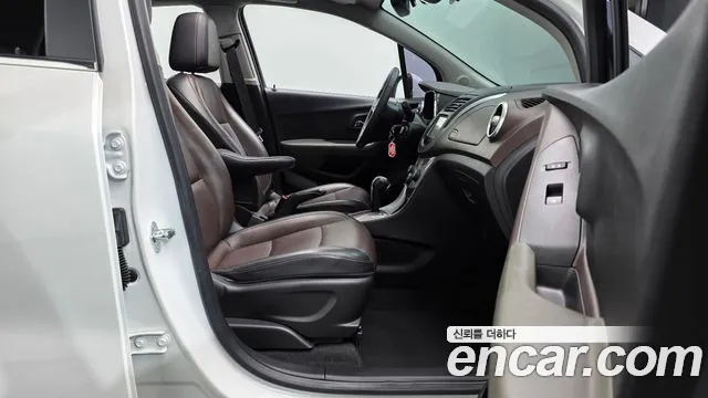 ChevroletGMDaewoo Tracker 2015 thumb 11