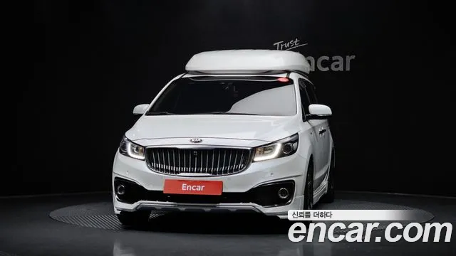 Kia Carnival 2016 thumb 3