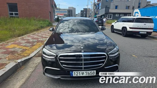 Mercedes-Benz S-Класс 2025 thumb 2