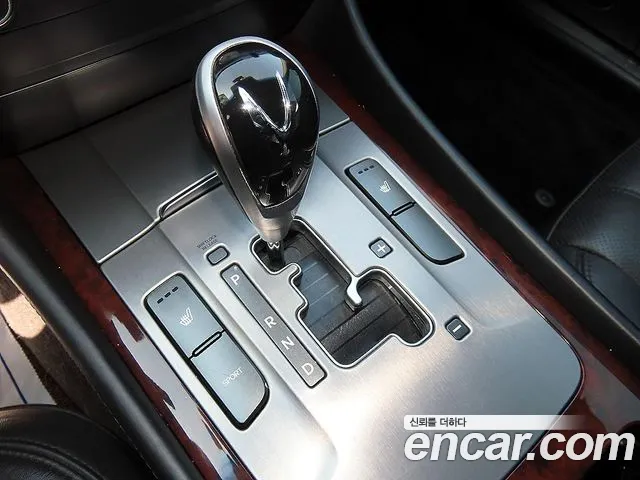 Hyundai Equus 2012 thumb 10