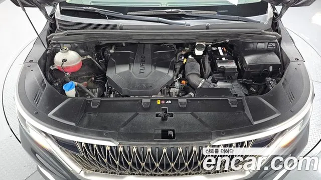 Kia Carnival 2021 thumb 5