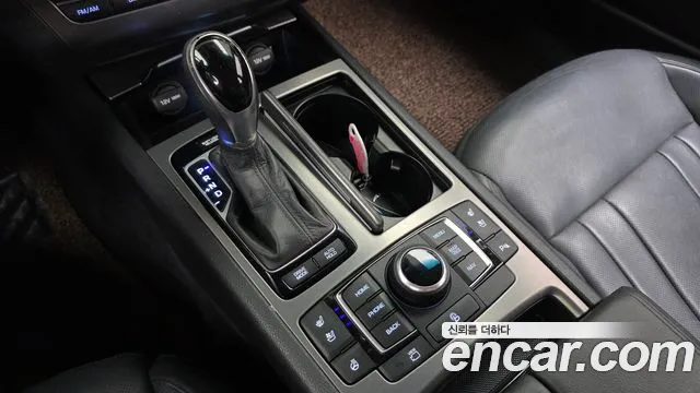 Hyundai Genesis 2015 thumb 9