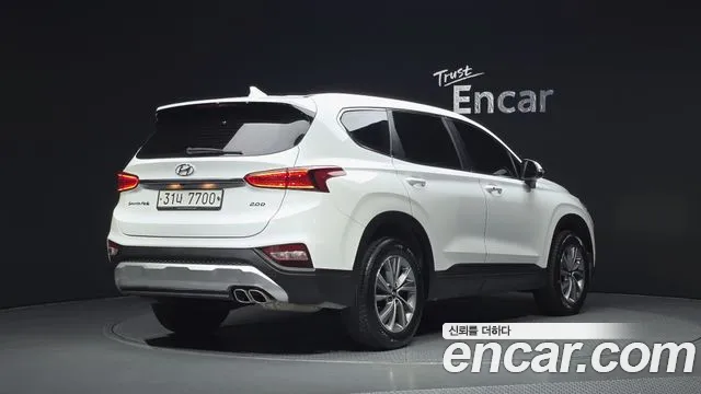 Hyundai Santa Fe 2018 thumb 2