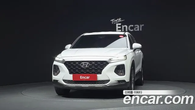 Hyundai Santa Fe 2018 thumb 3