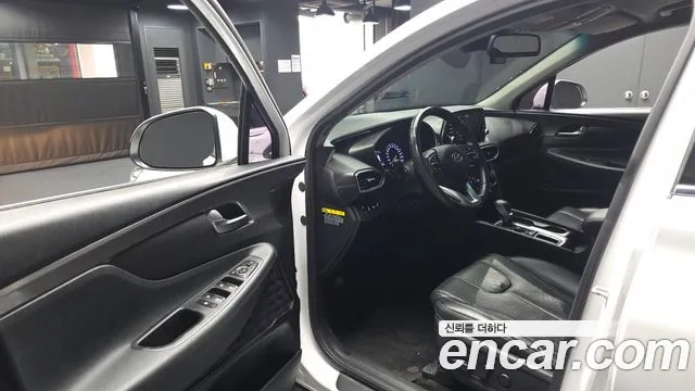 Hyundai Santa Fe 2018 thumb 10