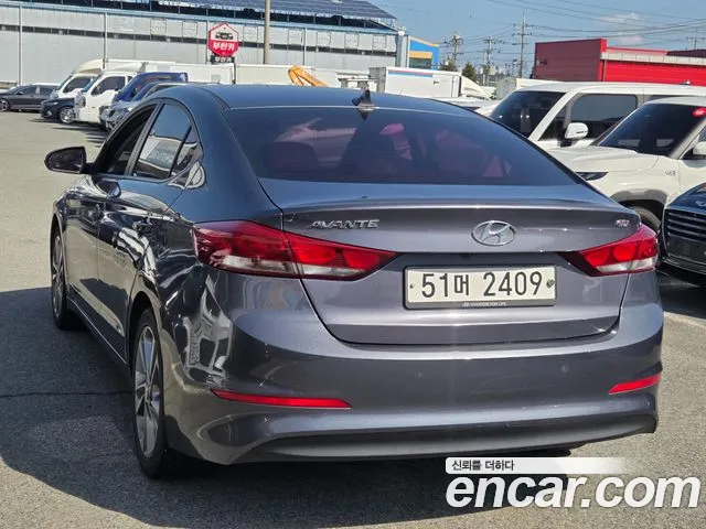 Hyundai Avante 2017 thumb 4