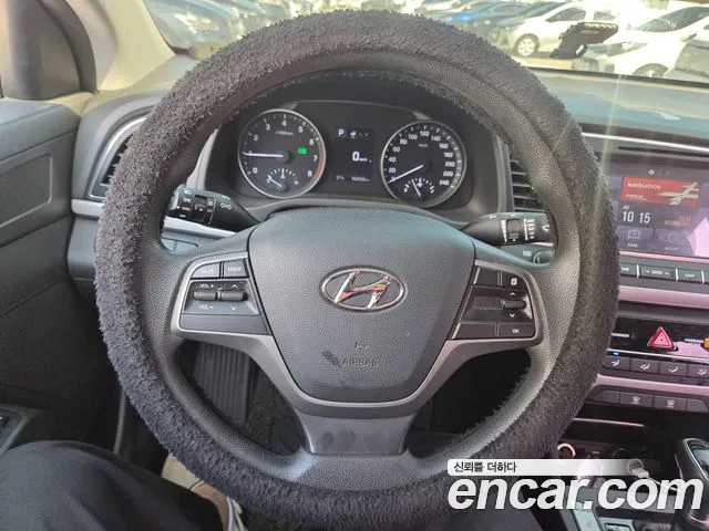 Hyundai Avante 2017 thumb 7