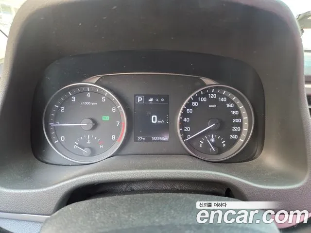 Hyundai Avante 2017 thumb 8