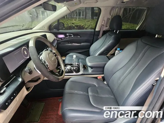 Kia Carnival 2022 thumb 2