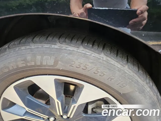 Kia Carnival 2022 thumb 3