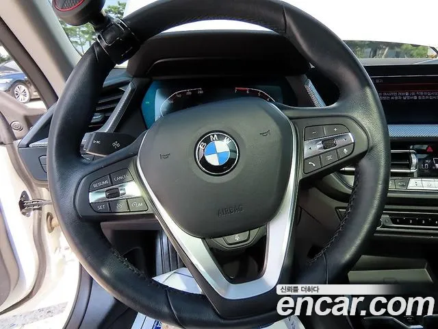 BMW 2-Series 2021 thumb 8
