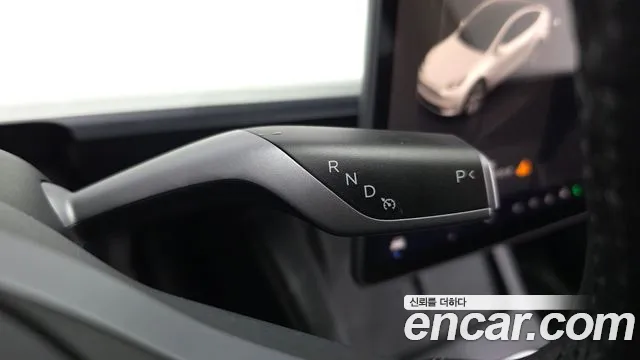 Tesla Model Y 2024 thumb 9