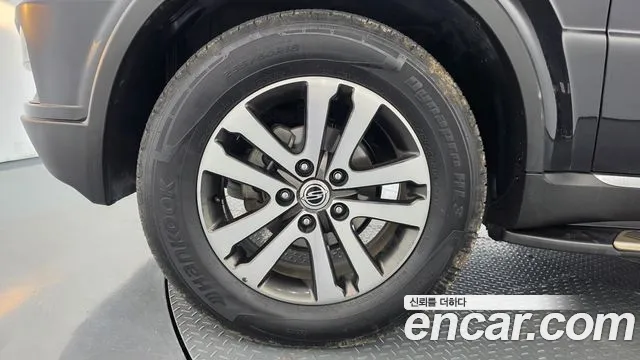 KG_Mobility_Ssangyong Rexton 2013 thumb 5