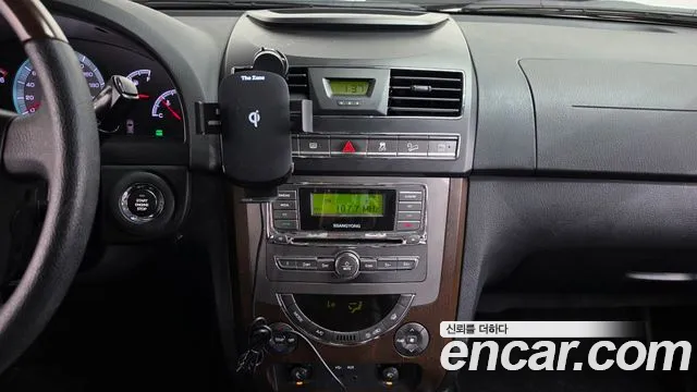 KG_Mobility_Ssangyong Rexton 2013 thumb 12