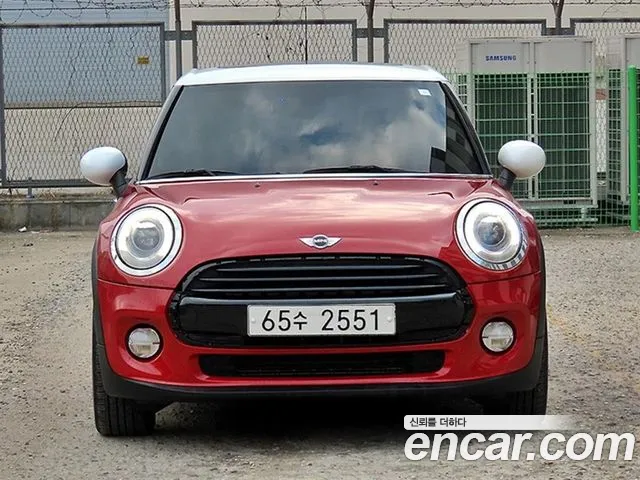 MINI Hatch 2017 thumb 3