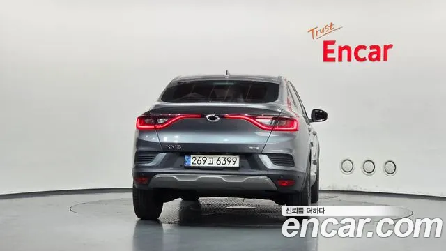 Renault-KoreaSamsung Arkana 2020 thumb 4