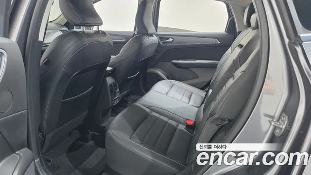 Renault-KoreaSamsung Arkana 2020 thumb 11