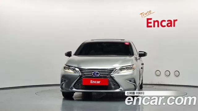 Lexus ES 2016 thumb 3