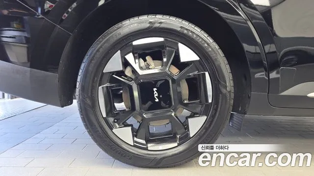 Kia Carnival 2025 thumb 5