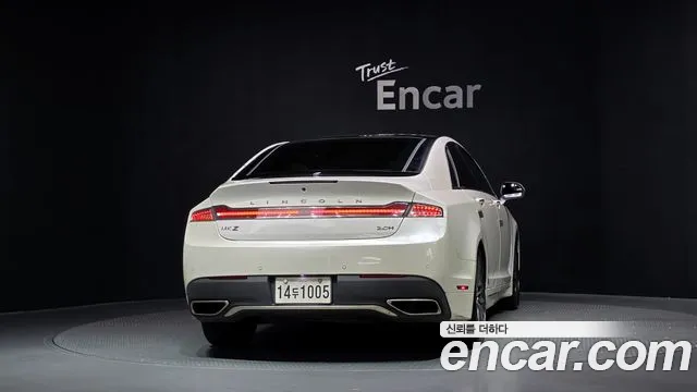 Lincoln MKZ 2018 thumb 4