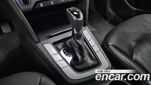 Hyundai Avante 2016 thumb 9