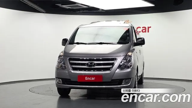 Hyundai Starex 2015 thumb 3