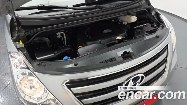 Hyundai Starex 2015 thumb 6