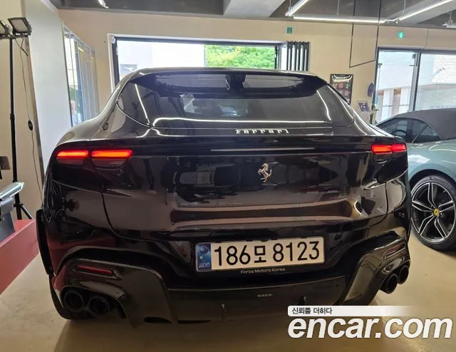 Ferrari Purosangue 2024 thumb 2