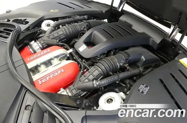 Ferrari Purosangue 2024 thumb 6