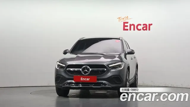 Mercedes-Benz GLA 2021 thumb 3