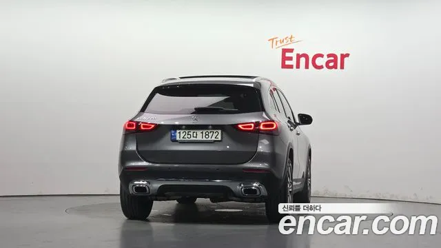 Mercedes-Benz GLA 2021 thumb 4