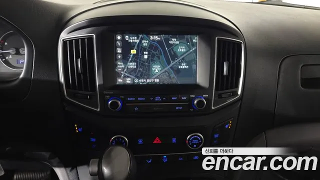 Hyundai Starex 2018 thumb 12