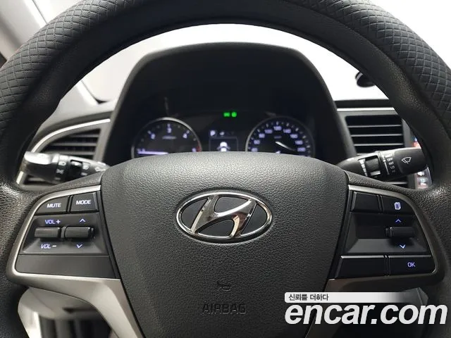 Hyundai Avante 2016 thumb 7