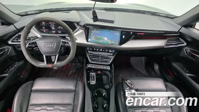Audi e-tron GT 2022 thumb 6
