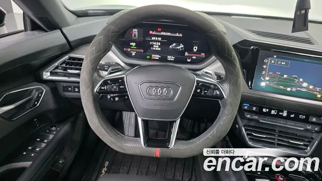 Audi e-tron GT 2022 thumb 12