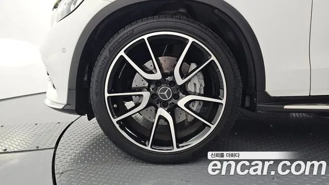 Mercedes-Benz GLC 2017 thumb 5