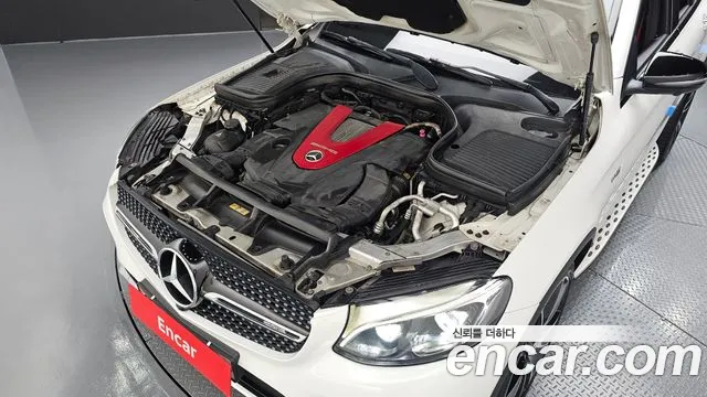 Mercedes-Benz GLC 2017 thumb 6