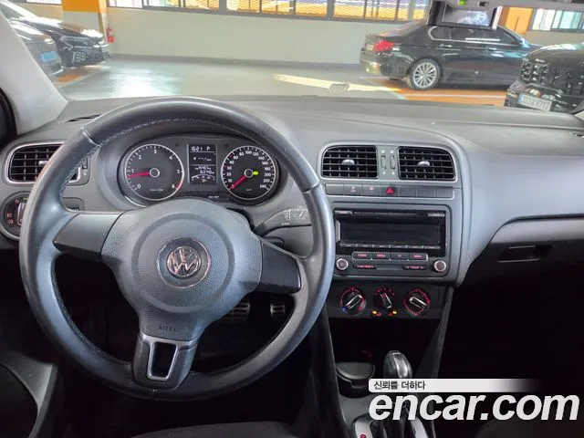 Volkswagen Polo 2013 thumb 6