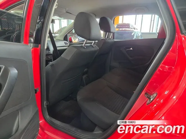 Volkswagen Polo 2013 thumb 9